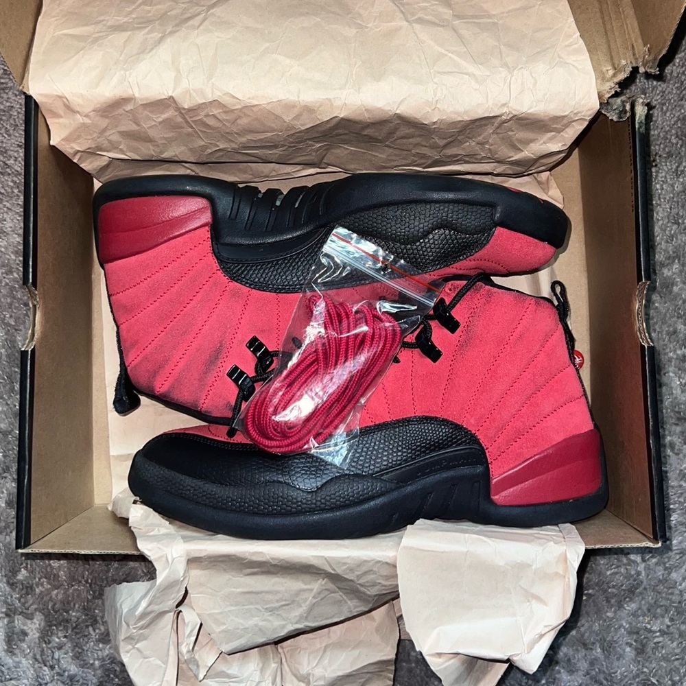 Air jordan retro 12 ‘Reverse flu game’
